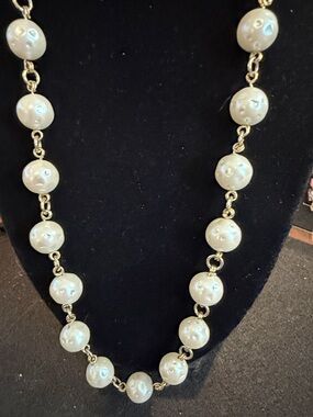 Pearl-Style Bead Necklace - White